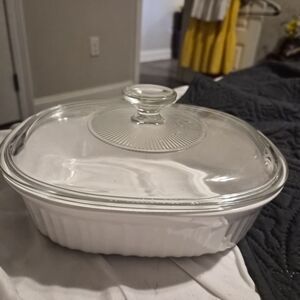 CorningWare French White Stoneware Oval Casserole Dish with Pyrex Lid ~ 1-1/2 Qt